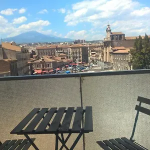 Bed & Breakfast Antico Mercato Aeroporto di Catania Fontana Rossa